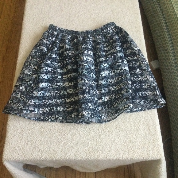 Xhilaration Striped Floral Skater Skirt Pockets Black - Sz Medium - Picture 9 of 15